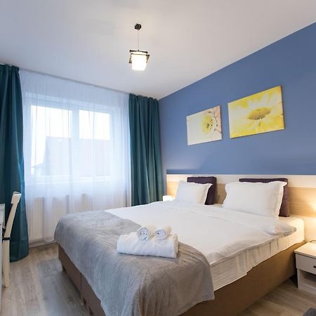 Montana Studios Brasov Bagian luar foto