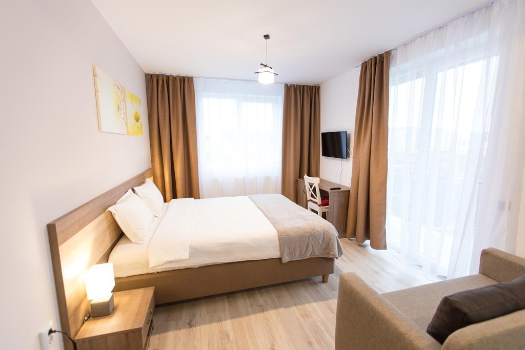 Montana Studios Brasov Bagian luar foto